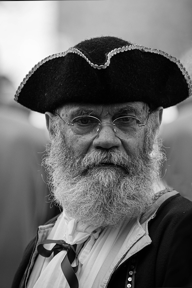 lenotable2.jpg.a2817a608369376dc2879d7639b3690f.jpg