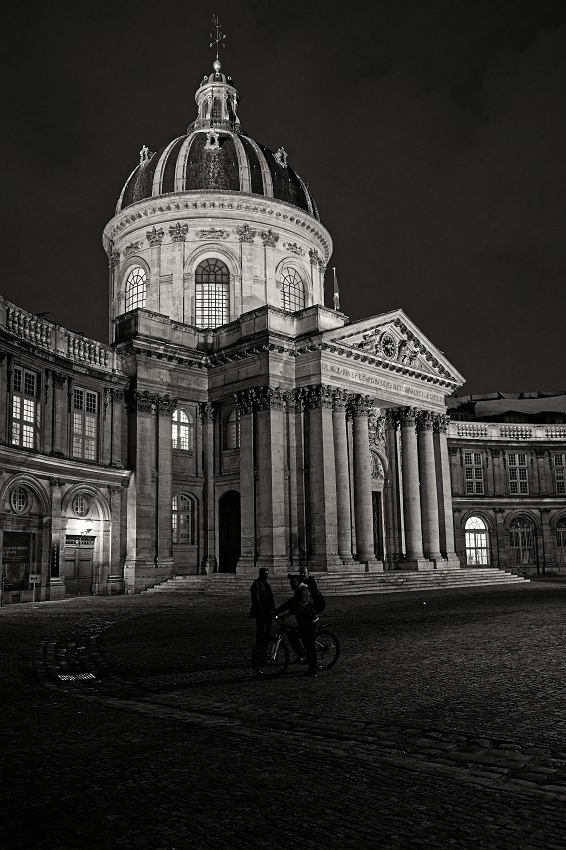 041A0530_DxO_1-border.jpg.fc5da63d75a7ae00f2e125b4700bac1f.jpg