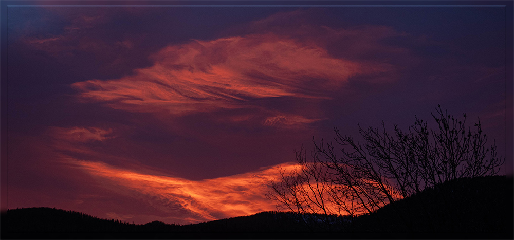 Cirrus.jpg.88a89e78f9dd9d4d07971f9697d93678.jpg
