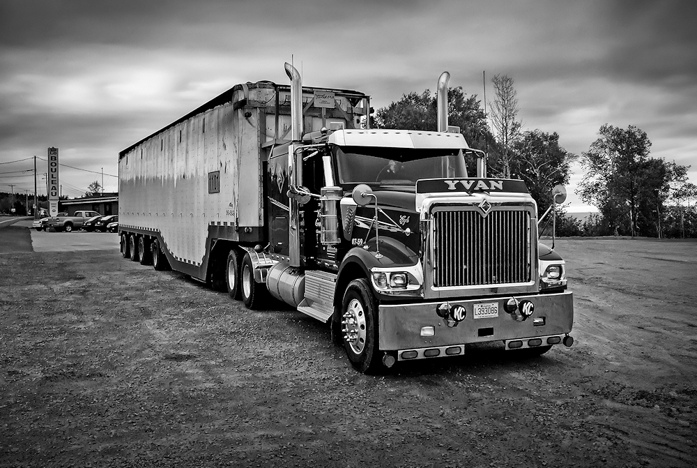 Truck-export.jpg.46c0c4c4c837f8e4bafdfc42c031cdd5.jpg