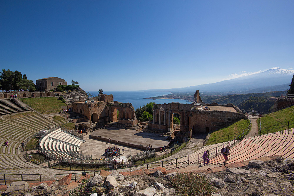 Taormina01.jpg.d4549b33c5519267fc999ef01fd99bb2.jpg