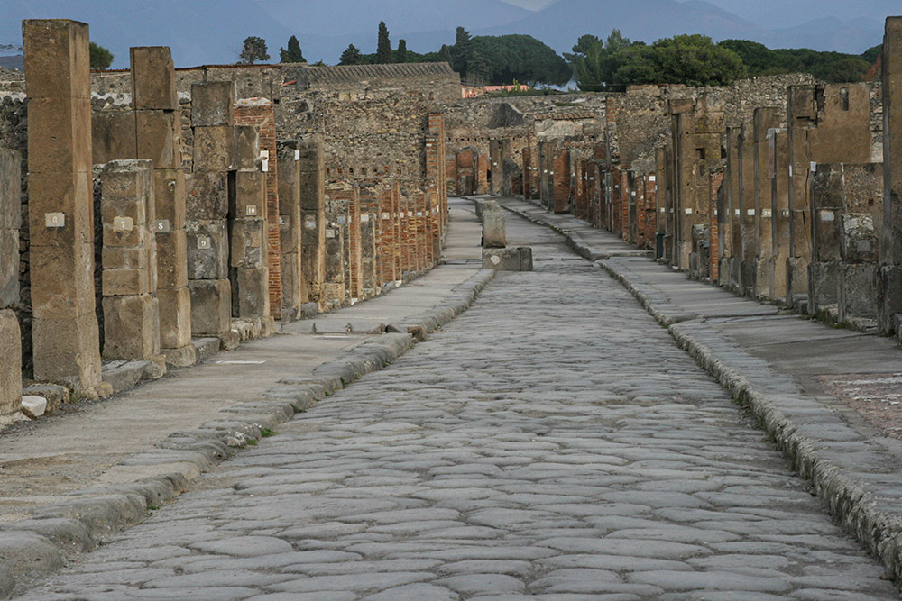 Pompei01.jpg.56b654b0cc5c2dfd24f7dbbe0e13c01c.jpg