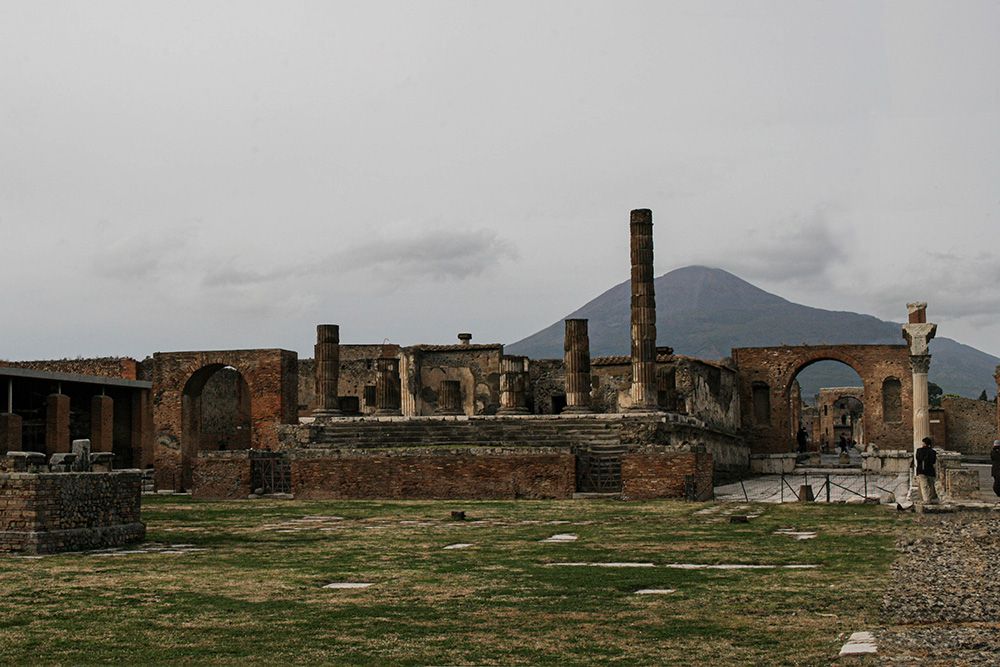 Pompei03.jpg.86b582ce661132e69389f2c10dcad8c5.jpg