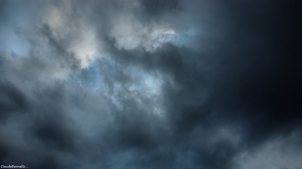 1-7670-1_filtered.jpg.c29b75d1e0ccd9f04e51ff27939f7420.jpg