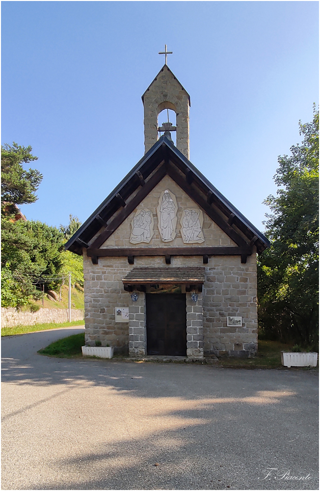 03chapelle.jpg.10f695d1ac7b1bfb08e7683ab34aa007.jpg