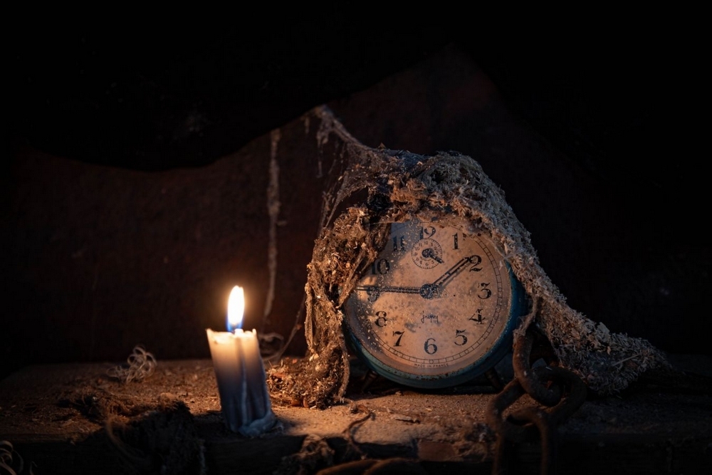 Tu retourneras poussière.jpg