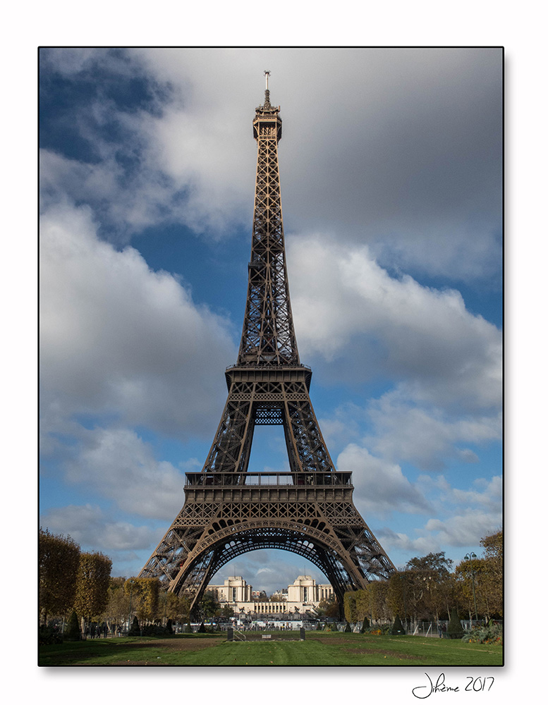 apo in paris 00.jpg