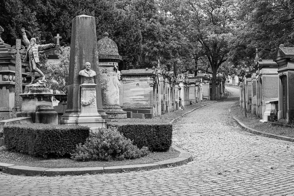 Le rond point - Photo noir et blanc - Forumdephotos.com