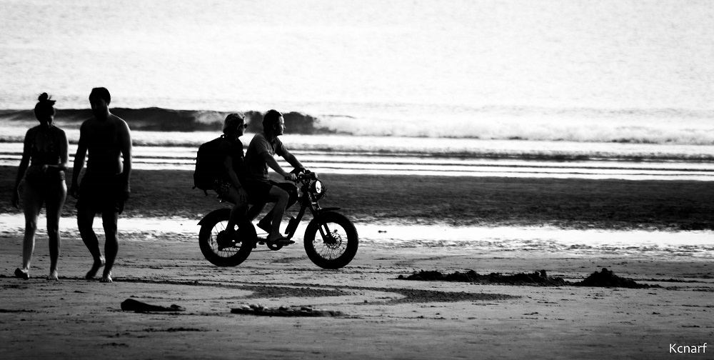 Faire du vélo moto en duo.jpg