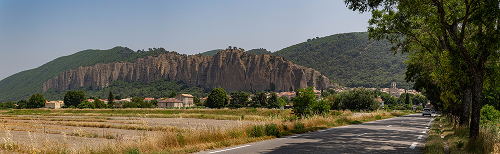 Les Mées 01.jpg