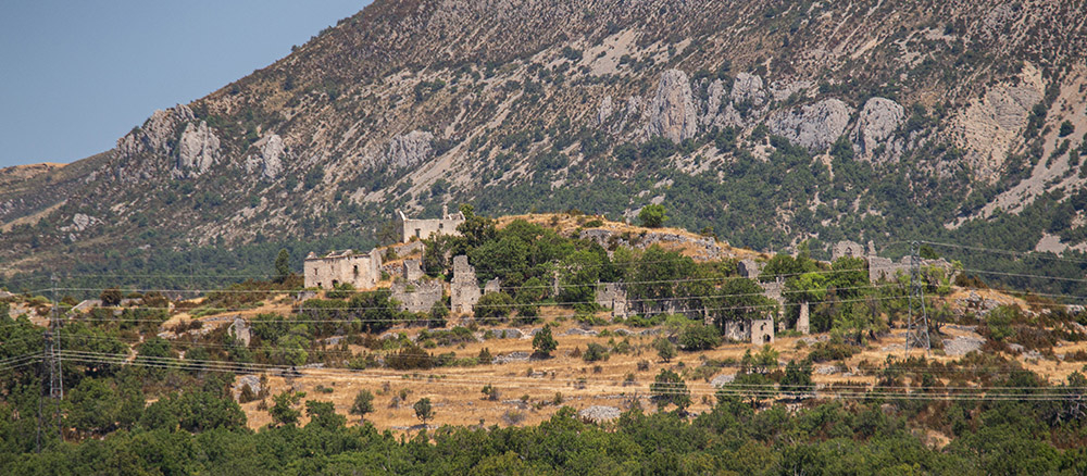 Chateaueuf les Moustiers 5.jpg