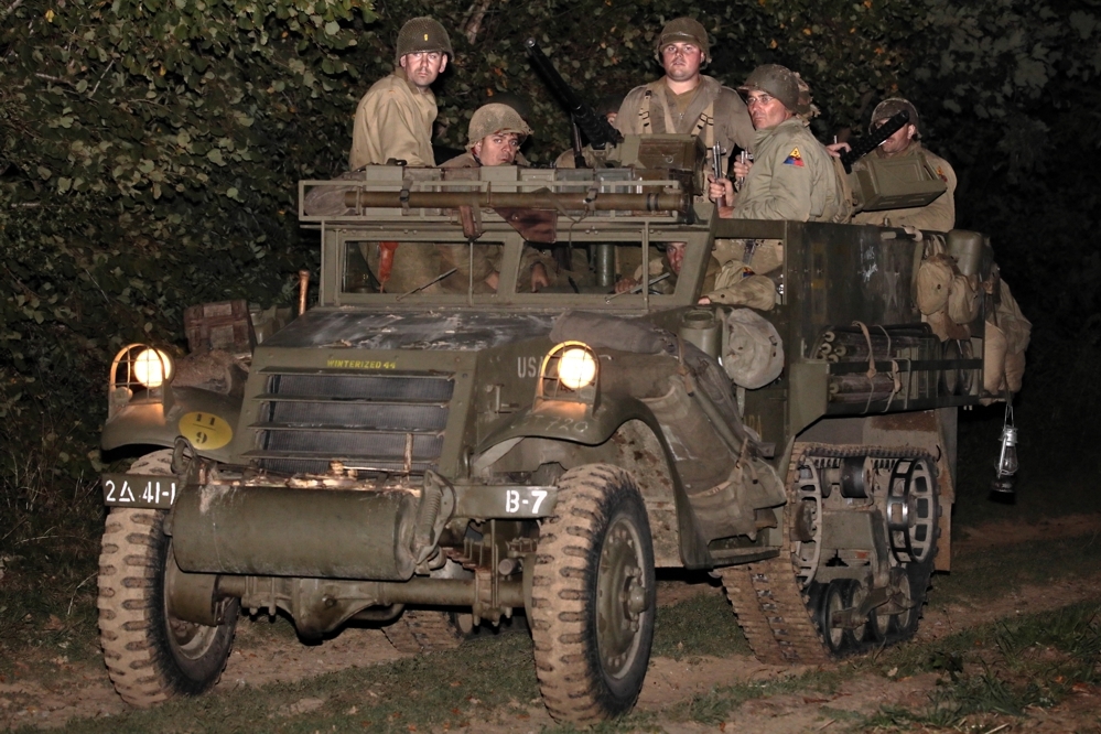 HALFTRACK-2-VLR.jpg