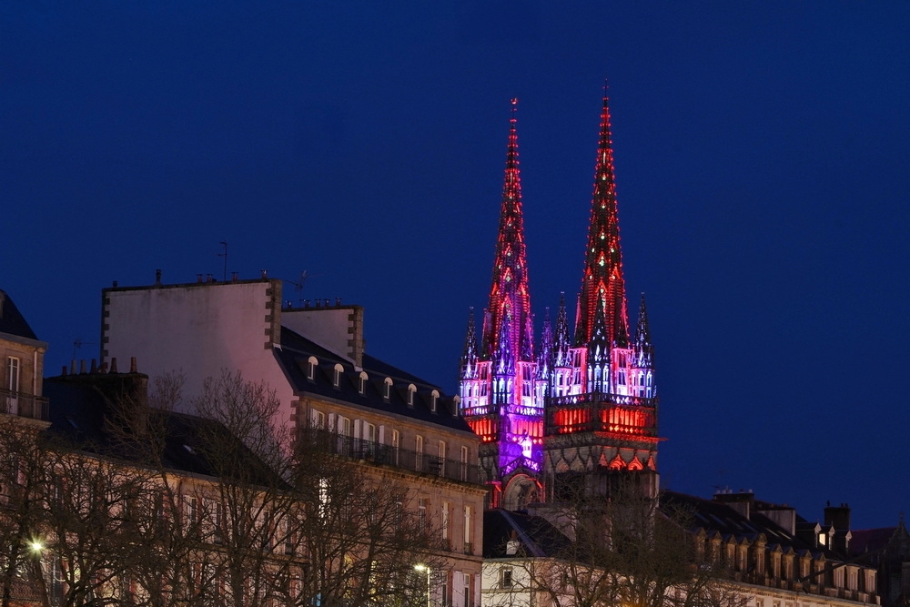 Deux fleches dans la nuit 1000 .jpg