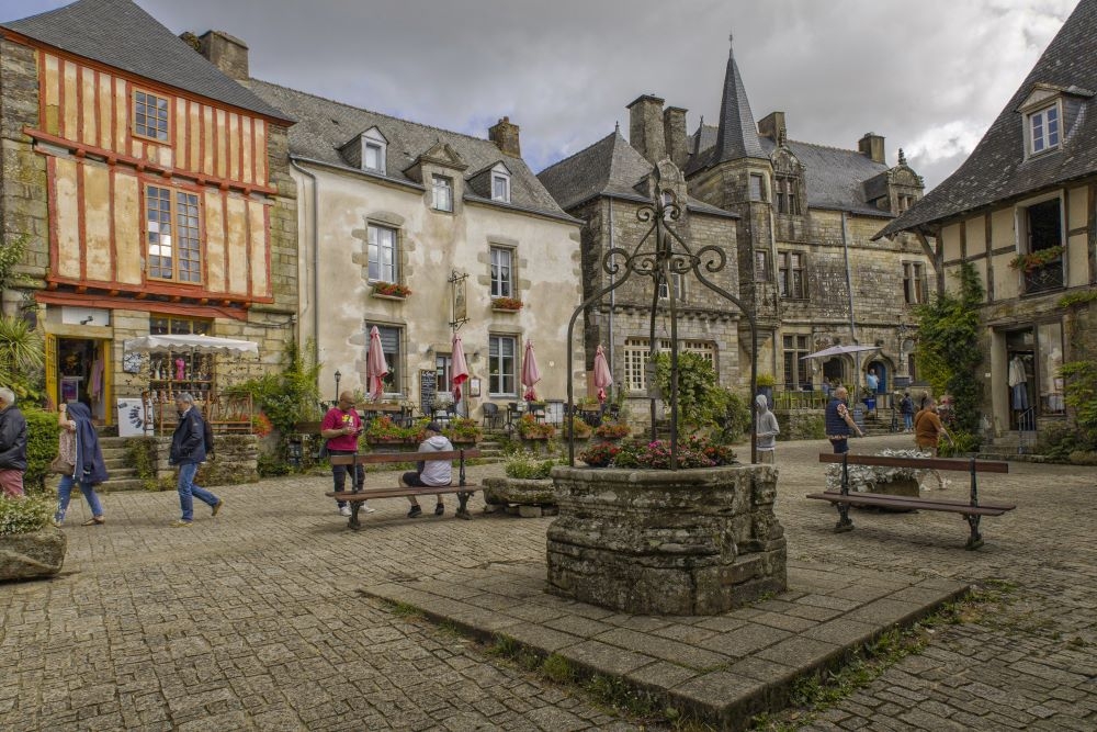 21- Rochefort en terre - 20-07-2025 (4)modif3redim.jpg