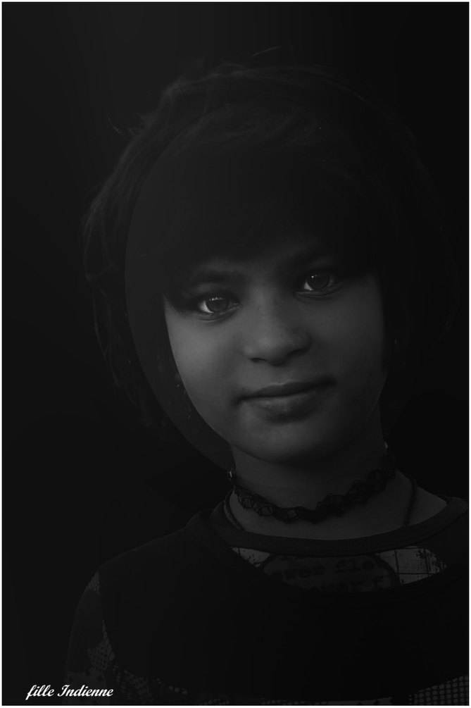 fille Indienne.jpg