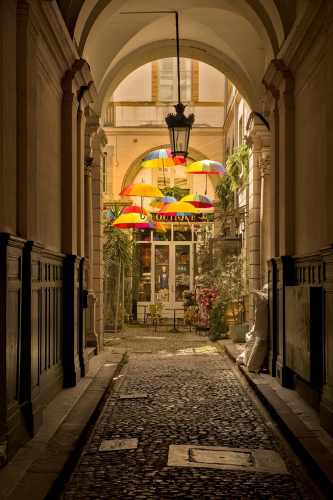 parapluies multicolores.jpg