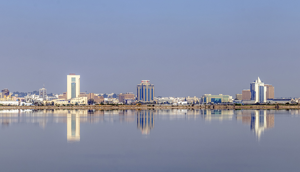 Reflet_sur_le_lac_de_Tunis2.jpg