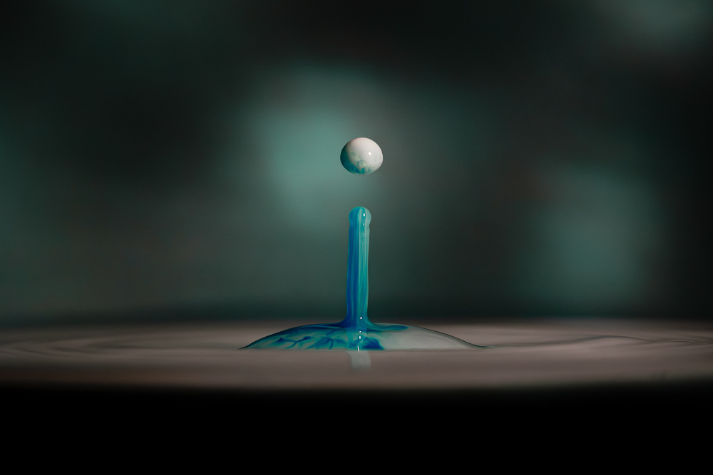 goutte colorant bleu redim.jpg