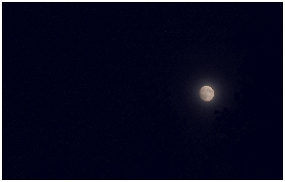 Lune 25 09 26.jpg